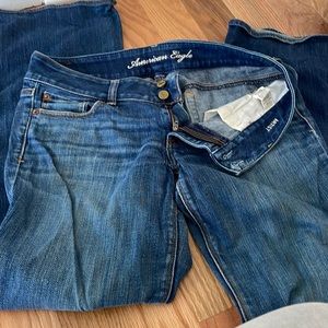 American Eagle Vintage “Artist” Jeans